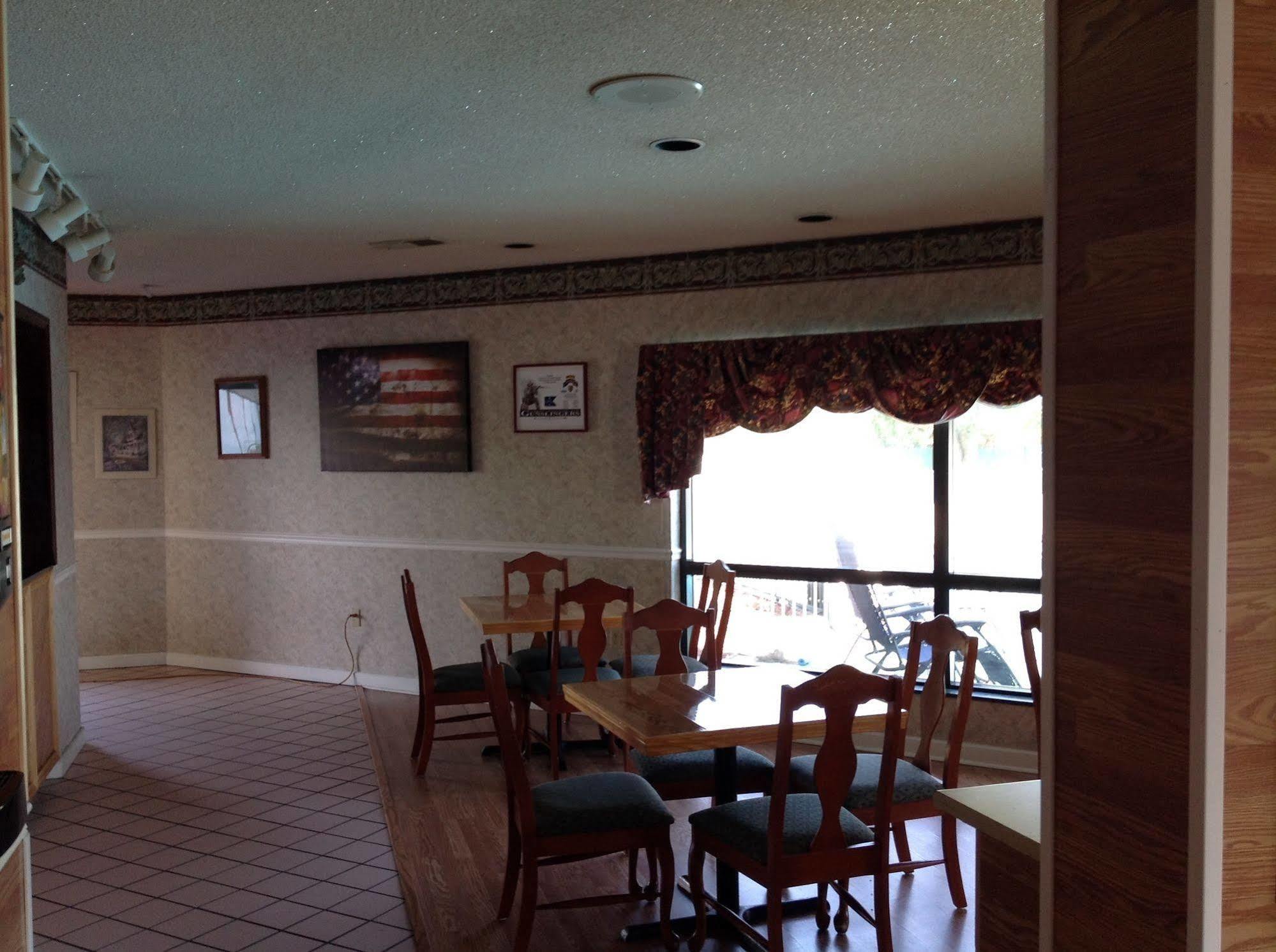 Hallmarc Inn & Suites Of West Memphis Buitenkant foto