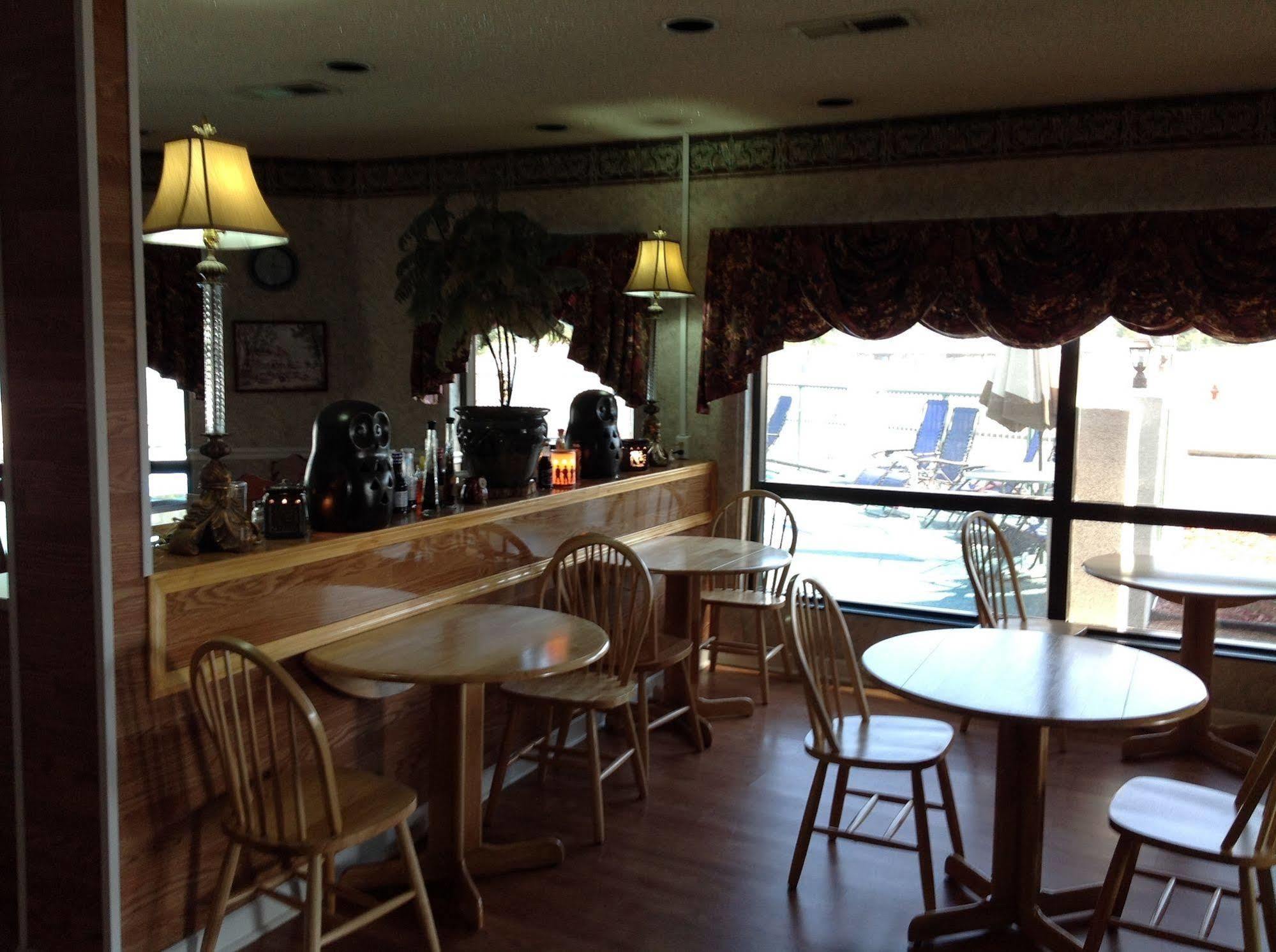 Hallmarc Inn & Suites Of West Memphis Buitenkant foto